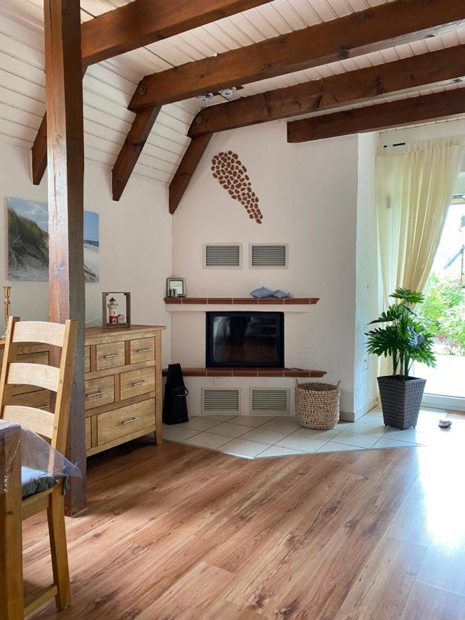 Ferienhaus Robbe Dorum מראה חיצוני תמונה